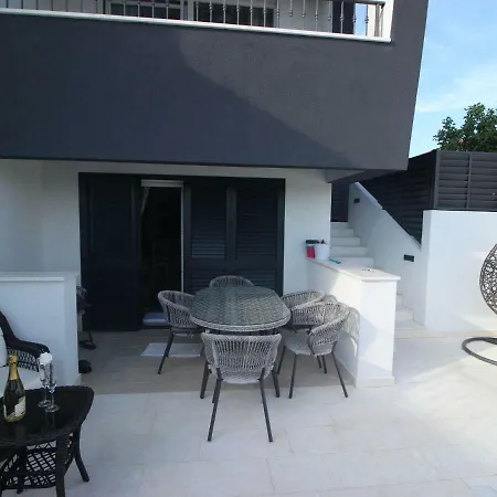 Dora 1 Villa *